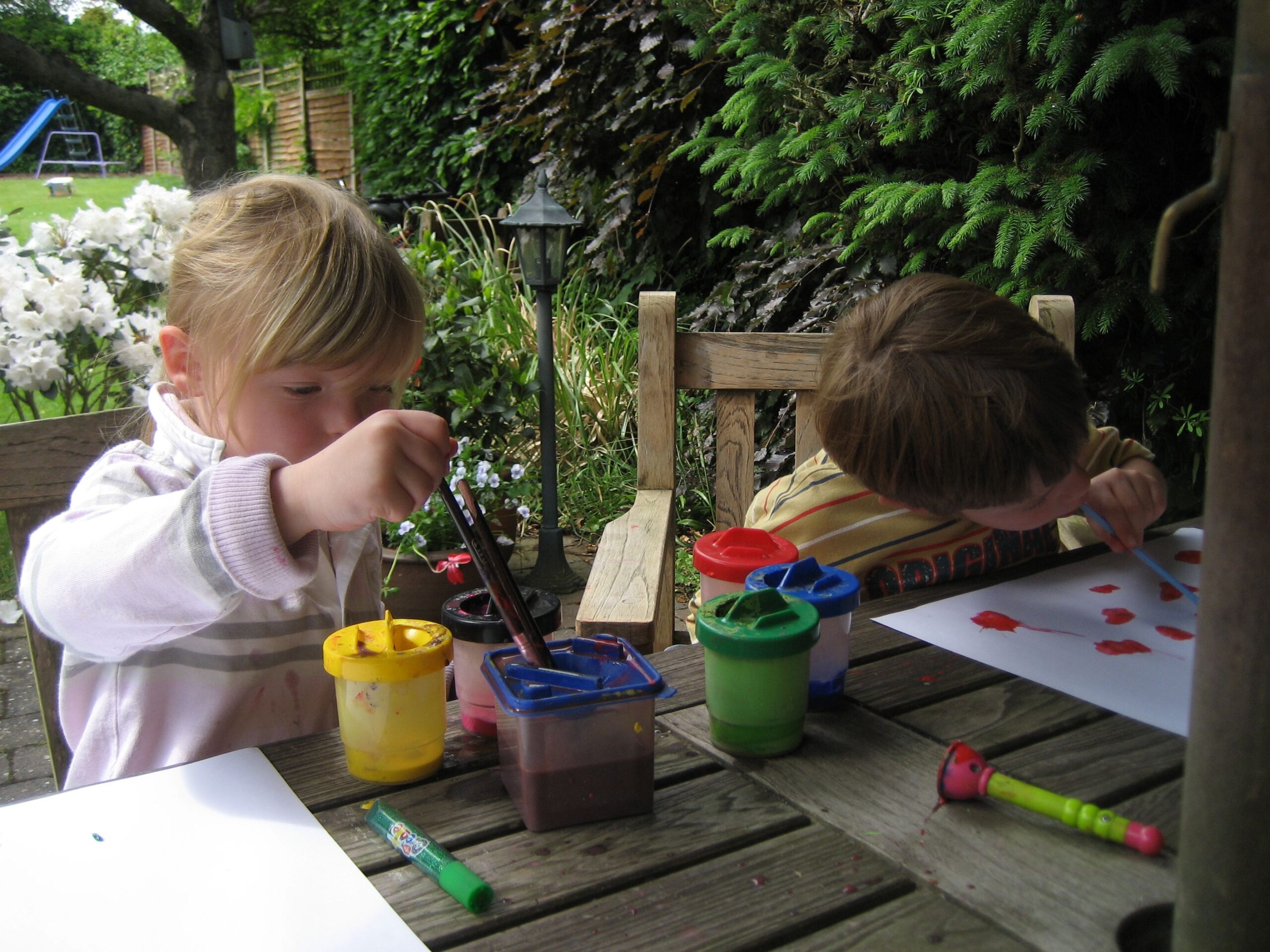 Kids painting